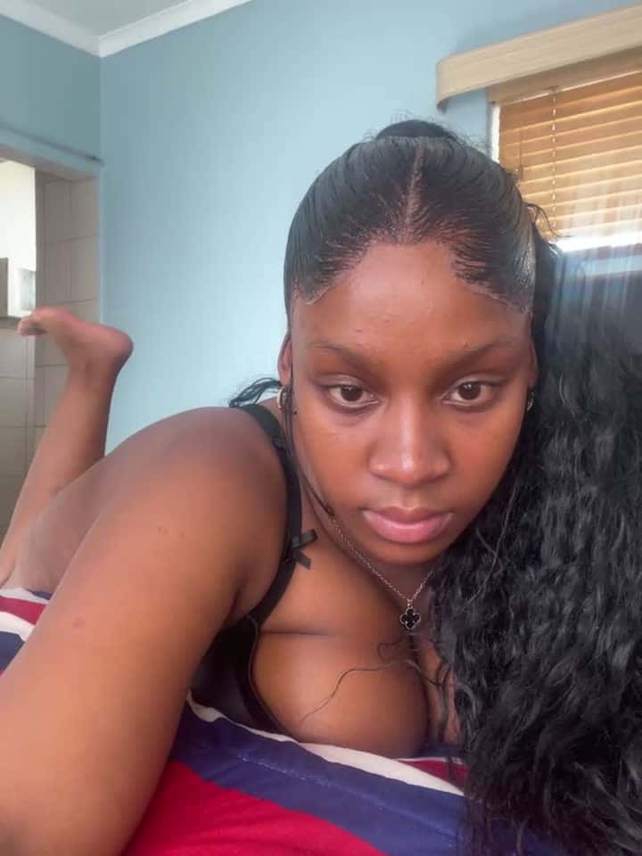 Candy_Love_18 - Stripchat Show (49m 37s) • Wednesday, April 30, 2025 [7b5m]