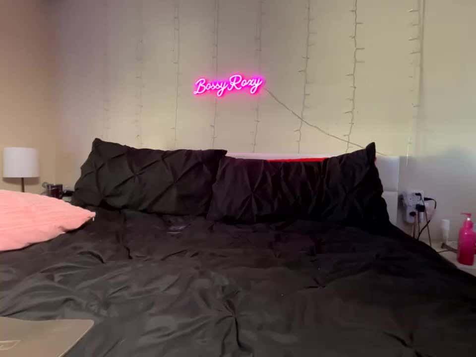 bossyroxy84 - Stripchat Show (1h 23m) • Friday, October 10, 2025 [opvv]