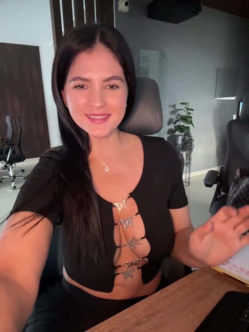 Carolina_Novoa - Stripchat Show (34m 33s) • Thursday, November 6, 2025 [hluv]