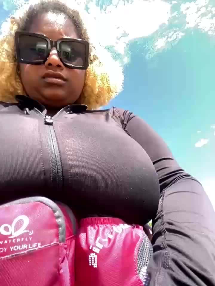 BigFineSelena - Stripchat Show (49m 11s) • Friday, October 10, 2025 [ea1z]