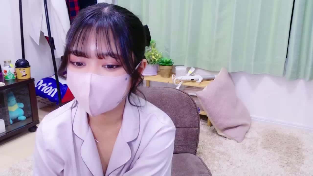 chanhiyo1111 - Stripchat Show (11m 2s) • Sunday, December 15, 2024 [by0b]