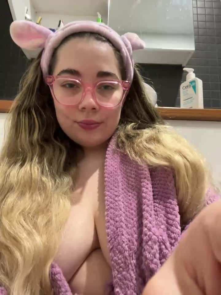 brooklynivy - Stripchat Show (21m 22s) • Saturday, August 9, 2025 [3jhs]